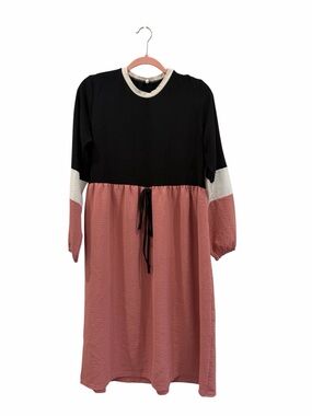 Colorblock Long Sleeve Midi Dress in Black and Dusty Rose